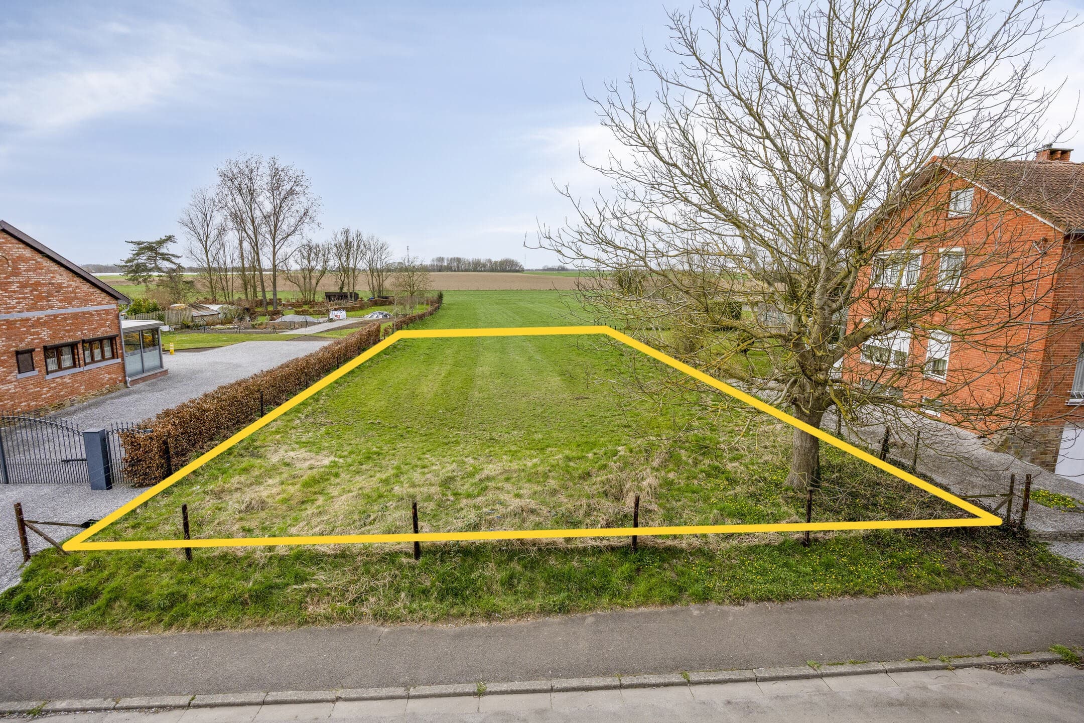 Property picture 0