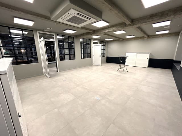 SINT-TRUIDEN - HANGAR 27 - private kantoorruimte te huur