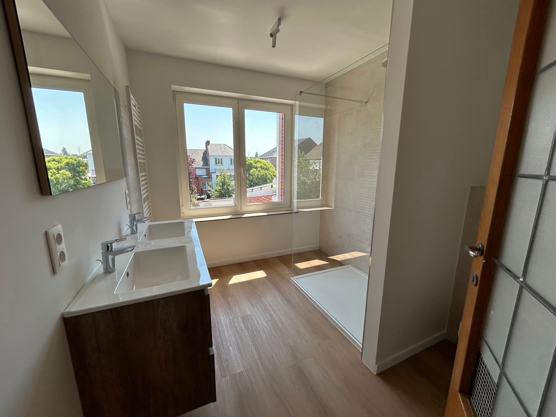 Property picture 9