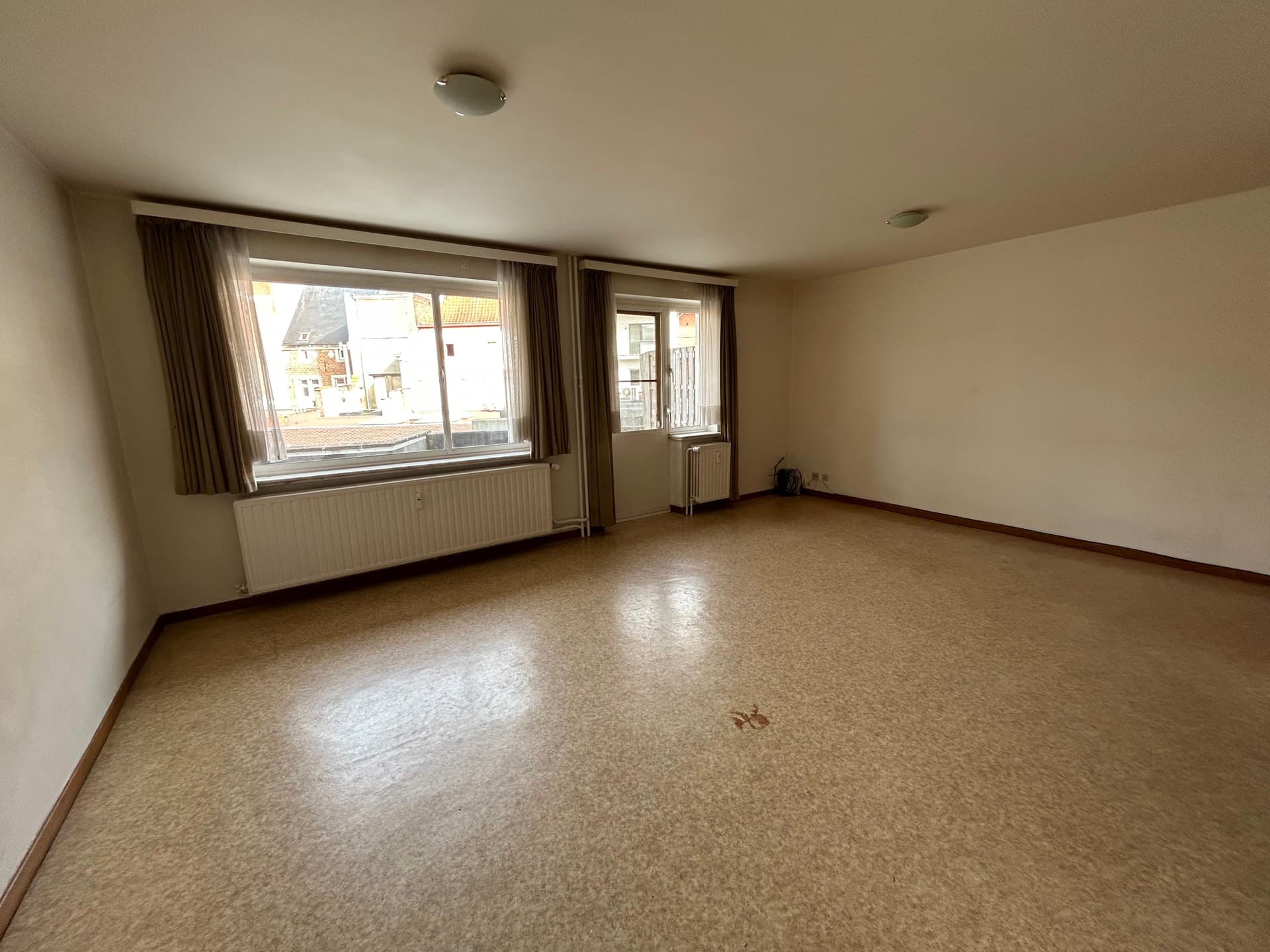 Property picture 8