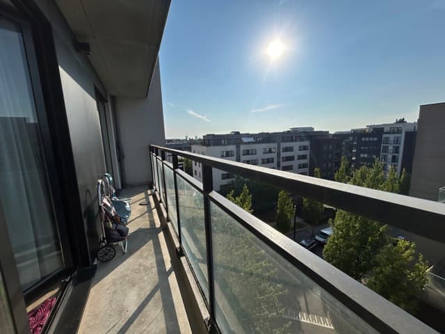 APPARTEMENT + STAANPLAATS + KELDER