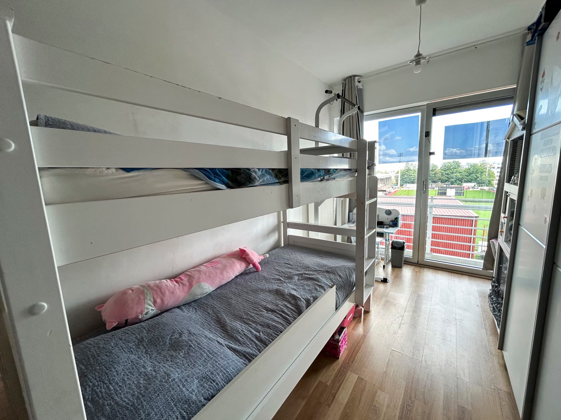 Property picture 8