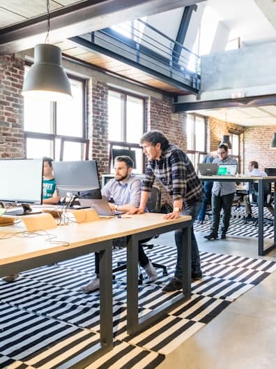 photo-1559136555-9303baea8ebd